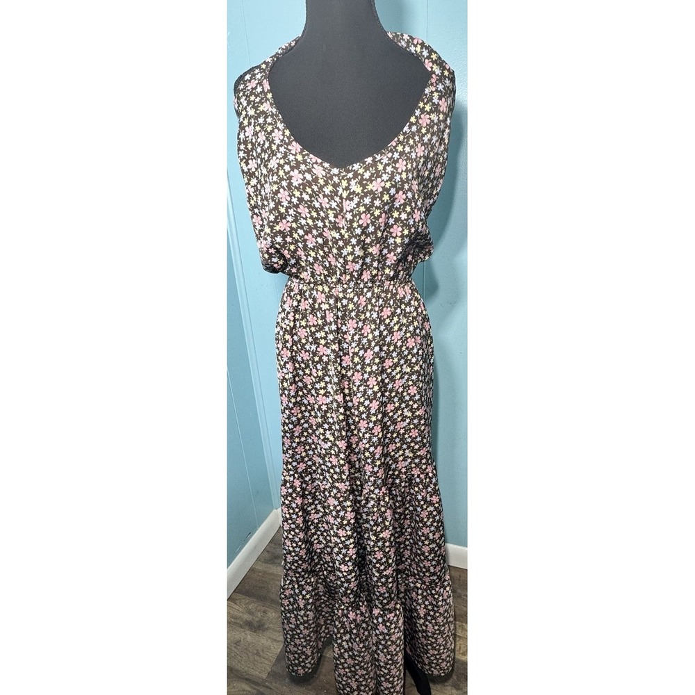 Pretty Garden Maxi Dress  Brown  Floral  Small  Tie Neck , V Back Maxi Small